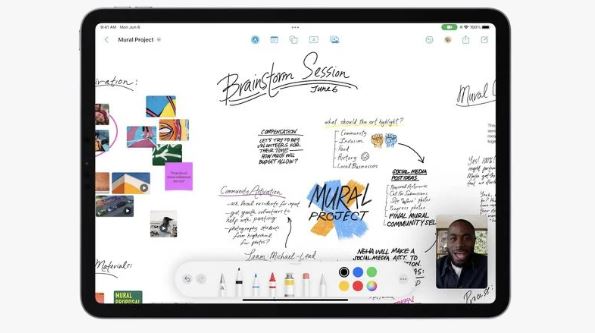 애플 새로운 ‘프리폼’ 앱 공개! 공동 작업도 가능